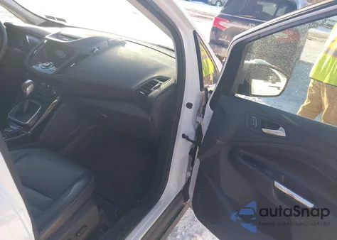 2017 Ford C-Max Energi Titanium из США, поврежденный, VIN 1FADP5FU3HL105930